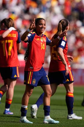 April 18, 2026, Cordoba, Cordoba, Spain: Vicky Lopez of Spain celebrates a goal during the European WomenÃ¢â‚¬â ¢s qualifiers for the FIFA WomenÃ¢â‚¬â ¢s World Cup 2027, League Phase MD4, football match played between Spain and Ukraine at Bahrain Victorious Nuevo Arcangel stadium on April 18, 2026, in Cordoba, Spain. Spain V Ukraine - European WomenÃ¢â‚¬â ¢S Qualifiers League Phase MD4  - ZUMAa181 20260418_zaa_a181_131 Copyright: xDennisxAgyemanx