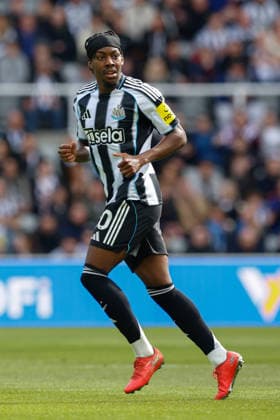 Newcastle United v AFC Bournemouth, Premier League Anthony Elanga of Newcastle United during the Newcastle United v AFC Bournemouth Premier League match at St. James Park, Newcastle Upon Tyne, England on 18 April 2026 Credit: Craig Cowan Every Second Media Editorial use only. All images are copyright Every Second Media Limited. No images may be reproduced without prior permission. All rights reserved. Premier League and Football League images are subject to licensing agreements with Football DataCo Limited. see https: www.football-dataco.com Copyright: xIMAGO EveryxSecondxMediax ESM-1918-0110 CraigxCowanx xEveryxSecondxMediax