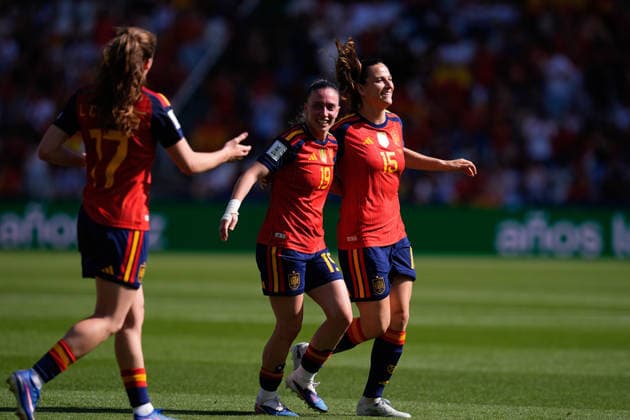 April 18, 2026, Cordoba, Cordoba, Spain: Eva Navarro of Spain celebrates a goal during the European WomenÃ¢â‚¬â ¢s qualifiers for the FIFA WomenÃ¢â‚¬â ¢s World Cup 2027, League Phase MD4, football match played between Spain and Ukraine at Bahrain Victorious Nuevo Arcangel stadium on April 18, 2026, in Cordoba, Spain. Cordoba Spain - ZUMAa181 20260418_zaa_a181_126 Copyright: xDennisxAgyemanx