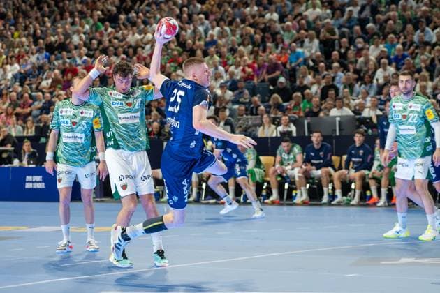 Niels Versteijnen, Backroom TBV Lemgo Lippe 25 , TBV Lemgo Lippe vs Fuechse Berlin, DHB Pokal Maenner, Herren, 5 Spieltag, Halbfinale, Daikin HBL, Lidl Final 4, 18 04 2026 Köln NRW Germany Copyright: xkolbert-press MartinxWdziecznyx