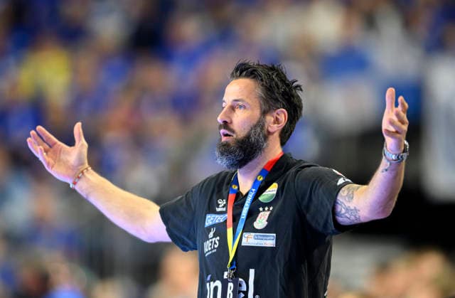 Coach Bennet WIEGERT SCM gesture semi-final, Bergischer HC BHC SC Magdeburg SCM , on 18 04 2026 Handball DHB Cup Final4, from 18 04 19 04 2026 in Cologne Germany Lanxess Arena