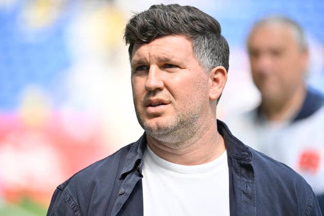 vor Spielbeginn: Geschaeftsfuehrer Andreas Schicker TSG 1899 Hoffenheim Portrait TSG 1899 Hoffenheim vs Borussia Dortmund BVB 18.04.2026 DFL REGULATIONS PROHIBIT ANY USE OF PHOTOGRAPHS AS IMAGE SEQUENCES AND OR QUASI-VIDEO TSG 1899 Hoffenheim vs Borussia Dortmund *** before the start of the match Managing Director Sport Andreas Schicker TSG 1899 Hoffenheim Portrait TSG 1899 Hoffenheim vs Borussia Dortmund BVB 18 04 2026 DFL REGULATIONS PROHIBIT ANY USE OF PHOTOGRAPHS AS IMAGE SEQUENCES AND OR QUASI VIDEO TSG 1899 Hoffenheim vs Borussia Dortmund