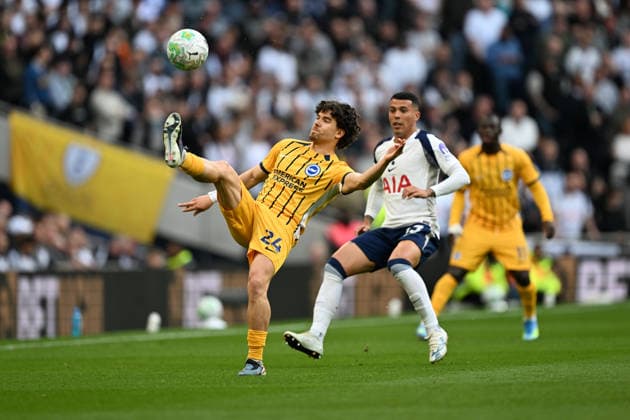 Tottenham Hotspur v Brighton and Hove Albion, Premier League Brighton & Hove Albion defender Ferdi KadÄ±oÄülu (24) clears the ball during the Premier League match between Tottenham Hotspur and Brighton and Hove Albion at Tottenham Hotspur Stadium, London, UK on 18 April 2026. London Tottenham Hotspur Stadium London UK Editorial use only DataCo restrictions apply See www.football-dataco.com , Copyright: xSimonxTraylenx PSI-24094-0023