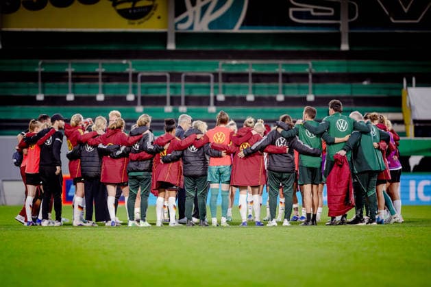 AUSTRIA - GERMANY WOMEN Players of Germany after the league phase of 2027 FIFA Women s World Cup European Qualifiers League A football match between Austria and Germany. Josko Arena, Ried im Innkreis, Austria, April 18, 2026. Photo by Branislav Racko Copyright: xx 080A4839