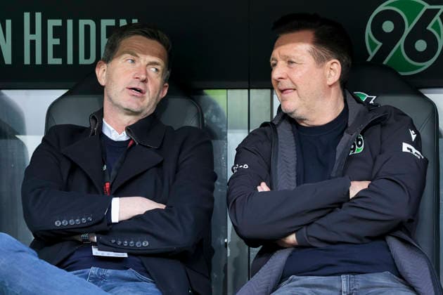Sports Director Ralf Becker Hannover 96 and Coach Christian Titz Hannover 96 talk together, 2 Bundesliga, Hannover 96 v SC Paderborn 07, Heinz von Heiden Arena on April 18, 2026 in Hanover, Germany Photo by Marco Steinbrenner DeFodi Images Sports Director Ralf Becker Hannover 96 and Coach Christian Titz Hannover 96 talk together, 2 Bundesliga, Hannover 96 v SC Paderborn 07, Heinz von Heiden Arena, April 18, 2026 in Hanover, Germany Photo by Marco Steinbrenner DeFodi Images