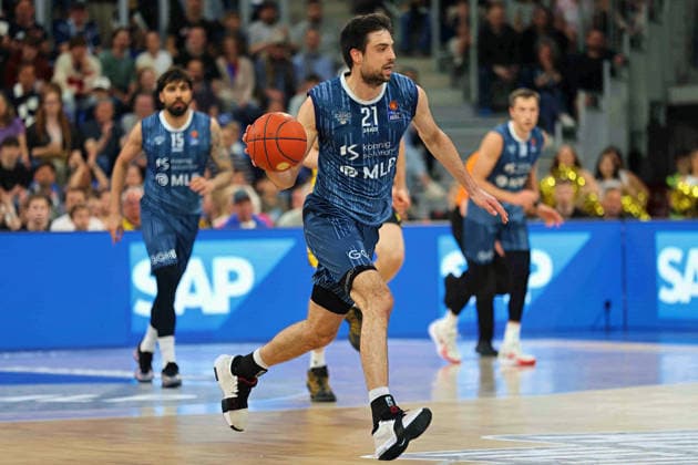Mateo Seric MLP Academics Heidelberg, 21 GER, MLP Academics Heidelberg vs MHP Riesen Ludwigsburg, Basketball, easycredit Basketball Bundesliga, Matchday 30, Season, 2025 2026, 18 04 2026 GER, MLP Academics Heidelberg vs MHP Riesen Ludwigsburg, Basketball, easycredit Basketball Bundesliga, Matchday 30, Season, 2025 2026, 18 04 2026 Heidelberg Copyright: xEibner-Pressefoto JoergxHirschx EP_JHH