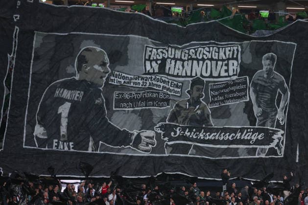 2 Bundesliga Hannover 96 SC Paderborn on 18 04 2026 in the Heinz von Heiden Arena in Hannover The Hannover 96 fans in the north curve with a choreo, choreography, choreography, here a detail excerpt strokes of fate a Robert Enke MH