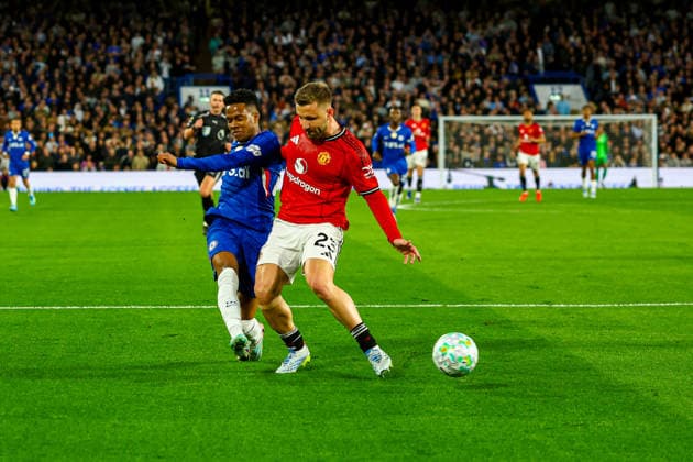 Chelsea v Manchester United, ManU Premier League EstÃªvao (41) of Chelsea shoots towards the goal during the Premier League match between Chelsea and Manchester United at Stamford Bridge, London, UK on 18 April 2026. Editorial use only DataCo restrictions apply See www.football-dataco.com , Copyright: xNigelxKeenex PSI-24104-0030