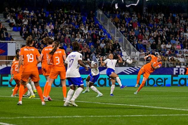 AUXERRE , 18-04-2026 , Stade de l Abbe-Deschamps , Season 2025 2026 , UEFA worldcup qualification football , match between France and The Netherlands (women) , picture shows France player Karchaoui France - Netherlands (women)  x203134043x Copyright: