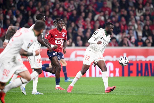 Lille OSC v OGC Nice - Ligue 1 McDonald s 2025 2026 22 Tanguy NDOMBELE (ogcn) during the Ligue 1 McDonald s match between Lille OSC and OGC Nice at Stade Pierre Mauroy on April 18, 2026 in Lille, France. Lille France  Copyright: xFEPx 776348359