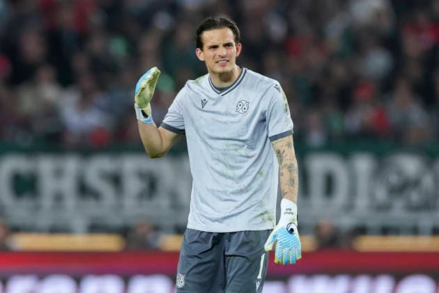 Goalkeeper Nahuel Noll Hannover 96 looks disappointed, 2 Bundesliga, Hannover 96 v SC Paderborn 07, Heinz von Heiden Arena on April 18, 2026 in Hanover, Germany Photo by Marco Steinbrenner DeFodi Images Goalkeeper Nahuel Noll Hannover 96 looks disappointed, 2 Bundesliga, Hannover 96 v SC Paderborn 07, Heinz von Heiden Arena, April 18, 2026 in Hanover, Germany Photo by Marco Steinbrenner DeFodi Images