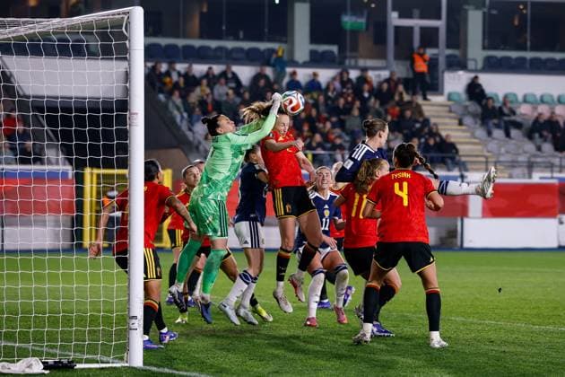 Sari Kees of Belgium Women heads the ball away Belgium Women v Scotland Women, FIFA 2027 Women s World Cup Qualifying, Football, The King Power At Den Dreef Stadium, Leuven, Belgium - 18 Apr 2026Leuven The King Power At Den Dreef Stad Belgium EDITORIAL USE ONLY No use with unauthorised audio, video, data, fixture lists, club league logos or live services. Online in-match use limited to 120 images, no video emulation. No use in betting, games or single club league player publications. Copyright: xMauricexvanxSteen Shutterstockx 16832024bf