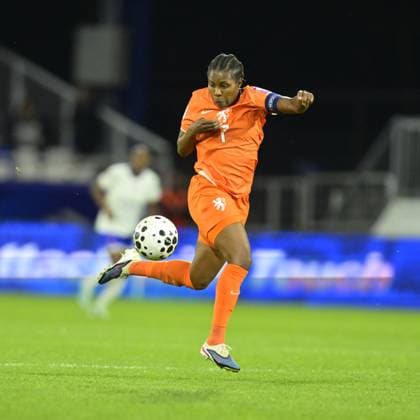 AUXERRE , 18-04-2026 , Stade de l AbbÃ -Deschamps , Season 2025 2026 , UEFA worldcup qualification football , match between France and The Netherlands (women) , picture shows Lyineth Beerensteyn France - Netherlands (women)  x203137030x Copyright:
