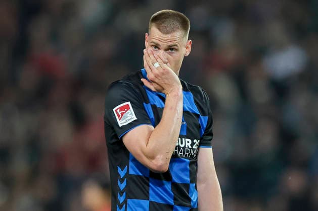 Steffen Tigges SC Paderborn 07 looks disappointed, 2 Bundesliga, Hannover 96 v SC Paderborn 07, Heinz von Heiden Arena on April 18, 2026 in Hanover, Germany Photo by Marco Steinbrenner DeFodi Images Steffen Tigges SC Paderborn 07 looks disappointed, 2 Bundesliga, Hannover 96 v SC Paderborn 07, Heinz von Heiden Arena, April 18, 2026 in Hanover, Germany Photo by Marco Steinbrenner DeFodi Images
