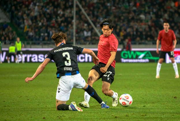 Germany Soccer 2 Bundesliga 2025 2026, Matchday 30 Hannover 96 vs SC Paderborn 07 Heinz von Heiden Arena Stadion Hannover Hayate Matsuda Hannover 96, 27 Jonah Sticker SC Paderborn 07, 3 Hannover Copyright: xAymanxAlahmedx