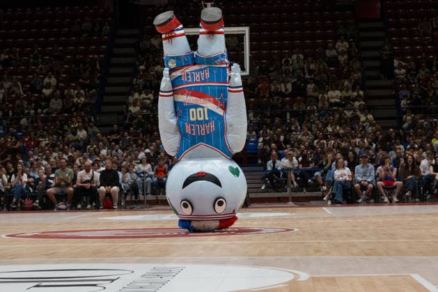 Harlem Globetrotters show in Milano during Harlem Globetrotters 100Years Italian Tour 2026, Events in Milano, Italy, April 18 2026  Copyright: xSaraxAngelica IPAxSportx xipa-agency.netx xx IPA_74059480 IPA_Agency_IPA74059480