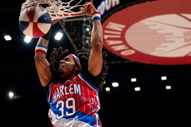 Harlem Globetrotters show in Milano during Harlem Globetrotters 100Years Italian Tour 2026, Events in Milano, Italy, April 18 2026  Copyright: xSaraxAngelica IPAxSportx xipa-agency.netx xx IPA_74059551 IPA_Agency_IPA74059551