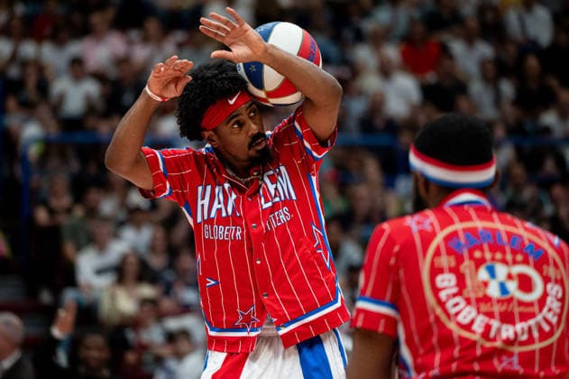 Harlem Globetrotters show in Milano during Harlem Globetrotters 100Years Italian Tour 2026, Events in Milano, Italy, April 18 2026  Copyright: xSaraxAngelica IPAxSportx xipa-agency.netx xx IPA_74059576 IPA_Agency_IPA74059576