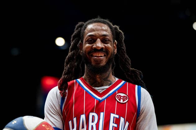 Harlem Globetrotters show in Milano during Harlem Globetrotters 100Years Italian Tour 2026, Events in Milano, Italy, April 18 2026  Copyright: xSaraxAngelica IPAxSportx xipa-agency.netx xx IPA_74059567 IPA_Agency_IPA74059567