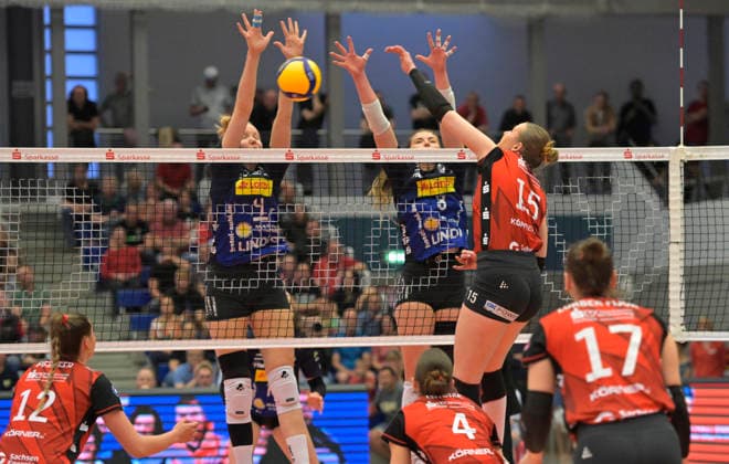18 04 2026, Dresdens Marta Levinska smashes, volleyball, women, final round, Dresdner SC VfB Suhl 2 3, c Dresden