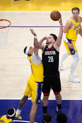 April 18, 2026, Los Angeles, California, USA: Houston RocketsÃ¢â‚¬â ¢ Alperen Sengun (28) shoots against Los Angeles LakersÃ¢â‚¬â ¢ Jaxson Hayes (11) during Game 1 of a first-round NBA, Basketball Herren, USA playoff series at Crypto.com Arena on Saturday, April 18, 2026 in Los Angeles. Los Angeles USA - ZUMAc68_ 20260418_zaf_c68_030 Copyright: xRingoxChiux