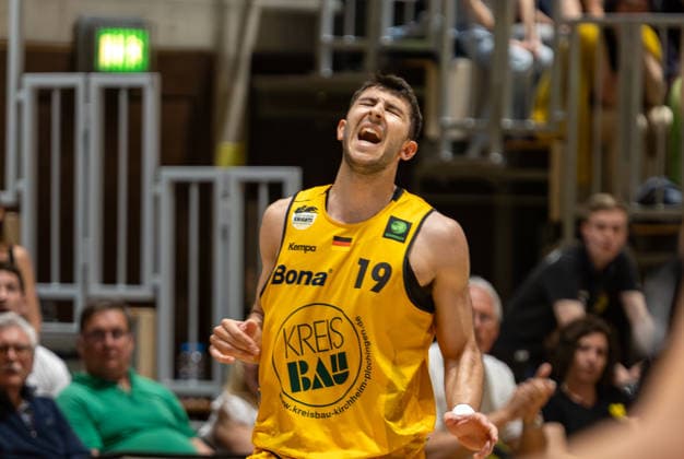Frustration at Aeneas Jung Bozic Estriche Knights Kirchheim, 19 Bozic Estriche Knights Kirchheiml vs Paderborn Baskets, Basketball,Barmer Basketball 2 Bundesliga ProA, Matchday 32, Season 2025 2026, 18 04 2026, Bozic Estriche Knights Kirchheiml vs Paderborn Baskets, Basketball,Barmer Basketball 2 Bundesliga ProA, Matchday 32, Season 2025 2026, 18 04 2026 Kirchheim Copyright: xEibner-Pressefoto DavidexDixGiovx EP_DGI
