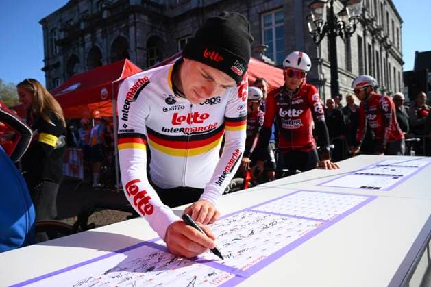 Amstel Gold Race 2026 Cycling Race VALKENBURG, THE NETHERLANDS - APRIL 19 : Zimmermann Georg (GER) of Lotto Intermarche during the 60th edition of Amstel Gold Race an UCI World Tour 1.UWT one day cycling road race for Men Elite of 220 km with start in Maastricht and finish in Valkenburg on April 19, 2026 in Valkenburg, The Netherlands, 19 04 2026 ( Motordriver Kenny Verfaillie - Valkenburg The Netherlands  Copyright: xVincentxKalutx
