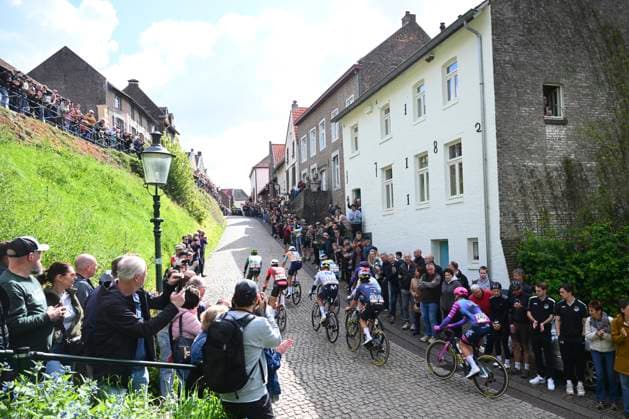 Amstel Gold Race 2026 Cycling Race VALKENBURG, THE NETHERLANDS - APRIL 19 : Artz Huub (NED) of Lotto Intermarche, Maciejuk Filip (POL) of Movistar Team, Frigo Marco (ITA) of NSN Cycling Team, Barguil Warren (FRA) of Team Picnic PostNL, Azparren Xabier Mikel (ESP) of Pinarello Q36.5 Pro Cycling Team, Lopez Joseba (ESP) of Caja Rural - Seguros RGA, Deweirdt Siebe (BEL) of Team Flanders - Baloise, Retailleau Valentin (FRA) of TotalEnergies, Stockman Abram (BEL) of Unibet Rose Rockets during the 60th edition of Amstel Gold Race an UCI World Tour 1.UWT one day cycling road race for Men Elite of 220 km with start in Maastricht and finish in Valkenburg on April 19, 2026 in Valkenburg, The Netherlands, 19 04 2026 ( Motordriver Kenny Verfaillie - Valkenburg The Netherlands Copyright: xVincentxKalutx