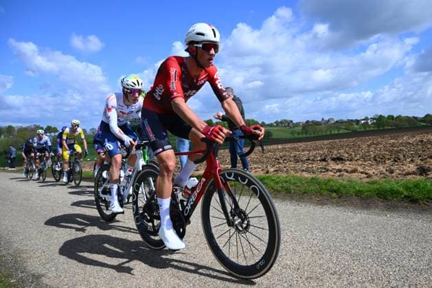 Amstel Gold Race 2026 Cycling Race VALKENBURG, THE NETHERLANDS - APRIL 19 : Artz Huub (NED) of Lotto Intermarche during the 60th edition of Amstel Gold Race an UCI World Tour 1.UWT one day cycling road race for Men Elite of 220 km with start in Maastricht and finish in Valkenburg on April 19, 2026 in Valkenburg, The Netherlands, 19 04 2026 ( Motordriver Kenny Verfaillie - Valkenburg The Netherlands  Copyright: xVincentxKalutx