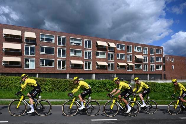 Amstel Gold Race 2026 Cycling Race VALKENBURG, THE NETHERLANDS - APRIL 19 : Hagenes Per Strand (NOR) of Team Visma Lease a Bike, Huising Menno (NED) of Team Visma Lease a Bike, Laporte Christophe (FRA) of Team Visma Lease a Bike, Jorgenson Matteo (USA) of Team Visma Lease a Bike during the 60th edition of Amstel Gold Race an UCI World Tour 1.UWT one day cycling road race for Men Elite of 220 km with start in Maastricht and finish in Valkenburg on April 19, 2026 in Valkenburg, The Netherlands, 19 04 2026 ( Motordriver Kenny Verfaillie - Valkenburg The Netherlands  Copyright: xVincentxKalutx