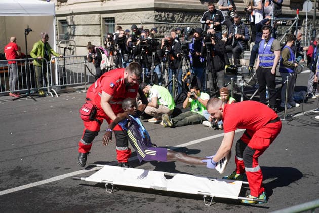 April 19, 2026, Belgrade, Central Serbia, Serbia: 2026419, Belgrade, Serbia - A large number of domestic and international runners participate in the 39th Belgrade Marathon. Medical staff assists runner EROT JOHANA after finishing the race. Belgrade Serbia - ZUMAd223 20260419_zip_d223_021 Copyright: xMarkoxDimicx