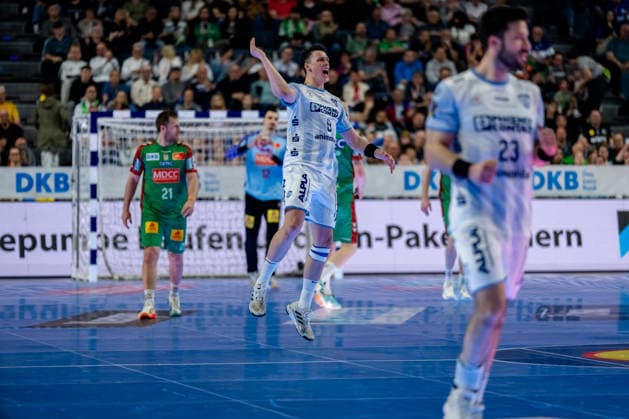 Cologne, 19 04 2026, Handball, Men, Lidl Final4, DHB Pokal, Match for 3rd place, TBV Lemgo Lippe SC Magdeburg Frederik Simak TBV Lemgo, 8 emotional after a goal Cologne Lanxess Arena NRW Germany