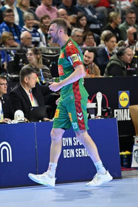 GER, Lanxess Arena Koeln, HBL, LIDL FINAL4, Men, match for 3rd place, TBV Lemgo Lippe vs SC Magdeburg 19 04 2026, Lanxess Arena , Koeln , GER, Lanxess Arena Koeln, HBL, LIDL FINAL4, Men, match for 3rd place, TBV Lemgo Lippe vs SC Magdeburg , in picture goal celebration jubilation jubilation run, Philipp Weber SC Magdeburg 20 , nordphotoxGmbHx xMeuter nph00351