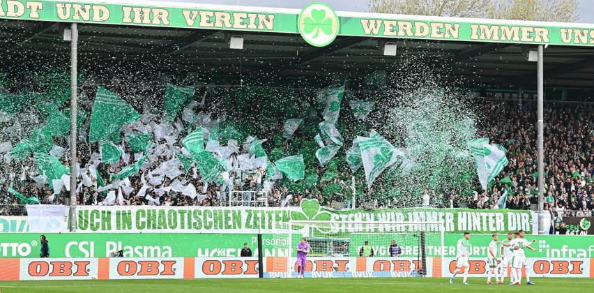 19 04 2026 Soccer Season 2025 2026 2 Soccer Bundesliga 30 Matchday SpVgg Greuther Fürth Kleeblatt SV Darmstadt 98 Lilien Sportfoto Zink xwoxzix DFL regulations prohibit any use of photographs as image sequences and or quasi video only for editorial use Greutherfürthfans Fans Fanblock Kleeblattfans Spruchband Banner