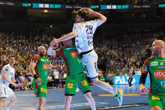 Hendrik WAGNER TBV Lemgo Lippe, 28 scores a goal, Action, Goal throw GER, TBV Lemgo Lippe vs SC Magdeburg, Handball, DHB Pokal, LIDL Final4, Match for 3rd place, Match time 2025 2026, 19 04 2026, GER, TBV Lemgo Lippe vs SC Magdeburg, Handball, DHB Pokal, LIDL Final4, Match for 3rd place, Match time 2025 2026, 19 04 2026, Cologne Copyright: xEibnerxPressefoto OliverxSchmidtx EP_OST