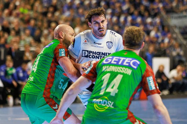 Hendrik WAGNER TBV Lemgo Lippe, 28 in duel against Oscar BERGENDAHL SC Magdeburg, 54 GER, TBV Lemgo Lippe vs SC Magdeburg, Handball, DHB Pokal, LIDL Final4, Match for 3rd place, Match time 2025 2026, 19 04 2026, GER, TBV Lemgo Lippe vs SC Magdeburg, Handball, DHB Pokal, LIDL Final4, Match for 3rd place, Match time 2025 2026, 19 04 2026, Cologne Copyright: xEibnerxPressefoto OliverxSchmidtx EP_OST
