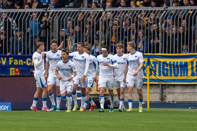 Germany Soccer, 2 Bundesliga, Matchday 30 2025 26, Eintracht Braunschweig Hertha BSC on 19 04 in Braunschweig, Eintracht Stadion Goal Penalty kept Ron Thorben Hoffmann Eintracht Braunschweig 1 Follow-up to 0 1 Fabian Reese Hertha BSC 11 Jubel Freude Emotionen Torjubel Copyright: xSvenxHeidmannx