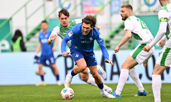 19 04 2026 Soccer Season 2025 2026 2 Soccer Bundesliga 30 Matchday SpVgg Greuther Fürth Kleeblatt SV Darmstadt 98 Lilien Sportfoto Zink xwoxzix DFL regulations prohibit any use of photographs as image sequences and or quasi video only for editorial use Fraser Hornby 9, SV Darmstadt 98 D98 SV98 vs Reno Münz Muenz 5, SpVgg Greuther Fürth Doni Edon Arifi 28, SpVgg Greuther Fürth
