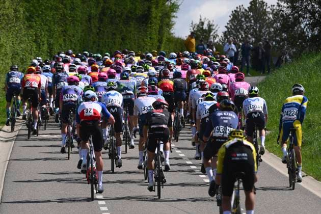 Amstel Gold Race 2026 Cycling Race VALKENBURG, THE NETHERLANDS - APRIL 19 : illustration picture peloton during the 60th edition of Amstel Gold Race an UCI World Tour 1.UWT one day cycling road race for Men Elite of 220 km with start in Maastricht and finish in Valkenburg on April 19, 2026 in Valkenburg, The Netherlands, 19 04 2026 ( Motordriver Kenny Verfaillie - Valkenburg The Netherlands  Copyright: xVincentxKalutx