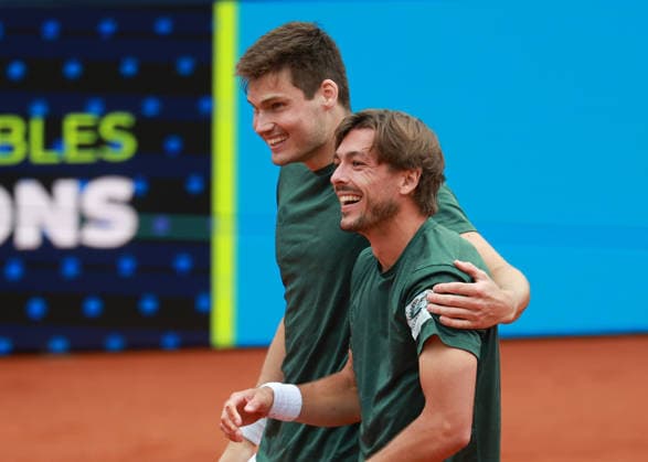 Jakob Schnaitter upturned cap , Mark Wallner cheering after the victory, cheering, joy, emotion, Men doubles, Men s Doubles, Final, Final Tennis BMW Open 2026 ATP 500 MTTC Iphitos Munich Bavaria Germany April 19, 2026 Copyright: xJuergenxHasenkopfx