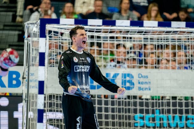 Cologne, 19 04 2026, Handball, Men, Lidl Final4, DHB Pokal, Match for 3rd place, TBV Lemgo Lippe SC Magdeburg Constantin Möstl TBV Lemgo, 1 cheers after a parade Cologne Lanxess Arena NRW Germany