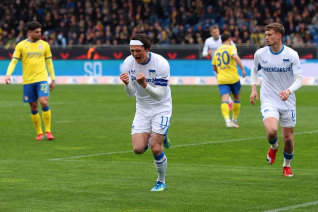 19 04 2026, Football, Men, 2 BL, Season 2025 2026, Eintracht Braunschweig vs Hertha BSC Berlin Fabian Reese Hertha BSC cheers after his penalty goal to 0 1 DFL DFB REGULATIONS PROHIBIT ANY USE OF PHOTOGRAPHS as IMAGE SEQUENCES and or QUASI VIDEO Stadion an der Hamburger Straße Niedersachsen Germany