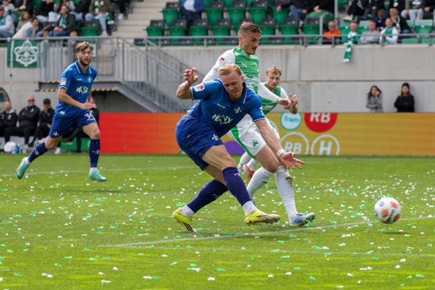 19 04 2026, xgrfx, Soccer 2 Bundesliga, SpVgg Greuther Fuerth SV Darmstadt 98 v l Tor, Isac Lidberg SV Darmstadt DFL DFB REGULATIONS PROHIBIT ANY USE OF PHOTOGRAPHS as IMAGE SEQUENCES and or QUASI VIDEO Fuerth