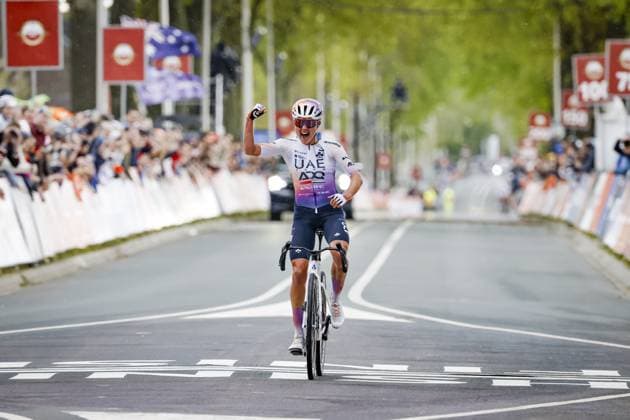VALKENBURG - Paula Blasi (UAE Team ADQ) celebrates her victory at the finish of the 2026 Amstel Gold Race for women in Valkenburg. MARCEL VAN HOORN ANP xVIxANPxSportx xxANPxIVx 556200540 originalFilename: 556200540.jpg