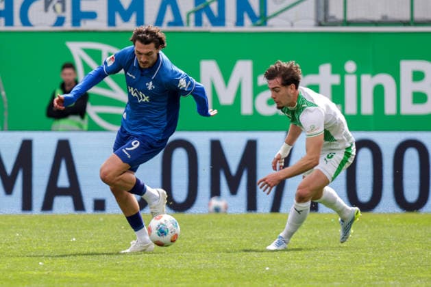 19 04 2026, xgrfx, Soccer 2 Bundesliga, SpVgg Greuther Fuerth SV Darmstadt 98 v l Fraser Hornby SV Darmstadt , Reno Münz Greuther Fürth DFL DFB REGULATIONS PROHIBIT ANY USE OF PHOTOGRAPHS as IMAGE SEQUENCES and or QUASI VIDEO Fuerth