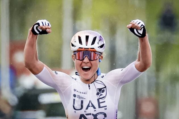 VALKENBURG - Paula Blasi (UAE Team ADQ) celebrates her victory at the finish of the 2026 Amstel Gold Race for women in Valkenburg. MARCEL VAN HOORN ANP xVIxANPxSportx xxANPxIVx 556201643 originalFilename: 556201643.jpg