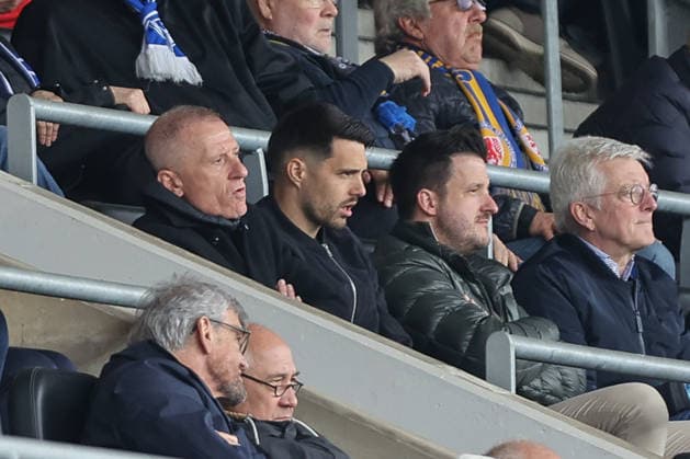 19 04 2025, xtgx, Soccer 2 Bundesliga, Eintracht Braunschweig Hertha BSC Berlin v l Josip Brekalo Hertha, 7 in the stands DFL DFB REGULATIONS PROHIBIT ANY USE OF PHOTOGRAPHS as IMAGE SEQUENCES and or QUASI VIDEO Braunschweig