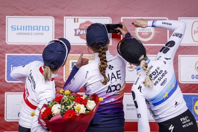 VALKENBURG - Kasia Niewiadoma-Phinney (Canyon - SRAM zondacrypto), Paula Blasi (UAE Team ADQ) and Demi Vollering (FDJ United - SUEZ) on the podium after the women s edition of the 2026 Amstel Gold Race for women in Valkenburg. MARCEL VAN HOORN ANP xVIxANPxSportx xxANPxIVx 556202475 originalFilename: 556202475.jpg