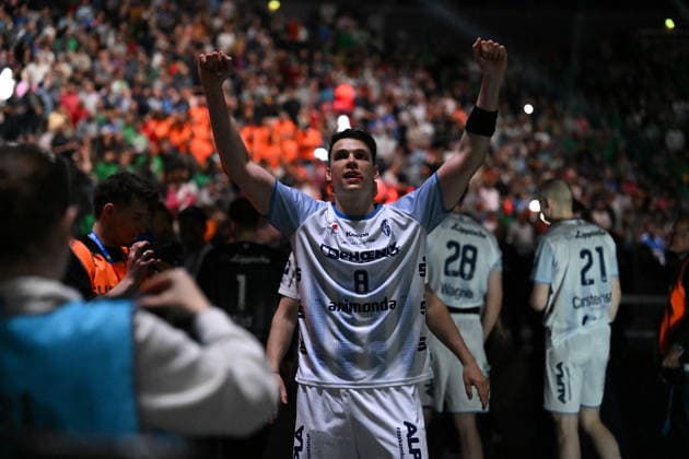 GER, Lanxess Arena Koeln, HBL, LIDL FINAL4, Men, match for 3rd place, TBV Lemgo Lippe vs SC Magdeburg 19 04 2026, Lanxess Arena , Koeln , GER, Lanxess Arena Koeln, HBL, LIDL FINAL4, Men, match for 3rd place, TBV Lemgo Lippe vs SC Magdeburg , in the picture after the end of the match the Lemgo team is happy about the victory and 3rd place nordphotoxGmbHx xMeuter nph00351