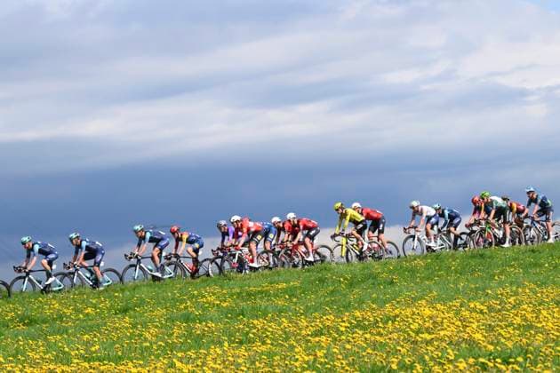 Amstel Gold Race 2026 Cycling Race VALKENBURG, THE NETHERLANDS - APRIL 19 : illustration picture peloton during the 60th edition of Amstel Gold Race an UCI World Tour 1.UWT one day cycling road race for Men Elite of 220 km with start in Maastricht and finish in Valkenburg on April 19, 2026 in Valkenburg, The Netherlands, 19 04 2026 ( Motordriver Kenny Verfaillie - Valkenburg The Netherlands  Copyright: xVincentxKalutx